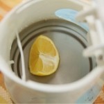 eliminăm mirosul de plastic din ceainicul electric