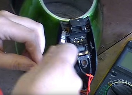 comutator de fierbător electric defect