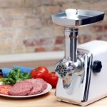La ce acordăm atenție atunci când alegem un tocător electric de carne
