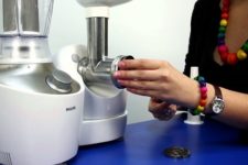 Alegerea unei mașini de tocat carne electric prin putere