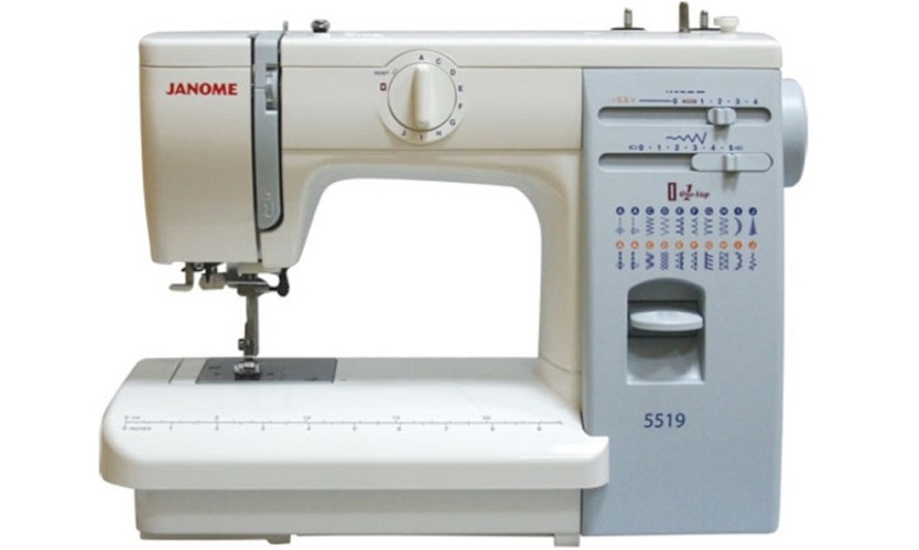 5519. Janome 419S